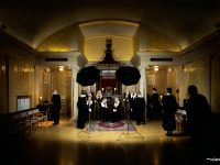 På Rebeckornas möten är alla lika inför varandra, så klädkoden är helt svart.